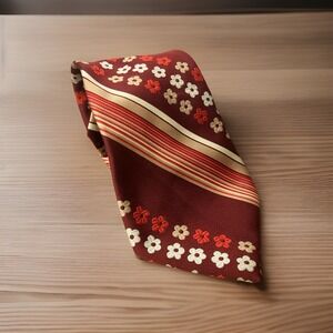 Vintage 70s Polyester Sears Burgundy Gold Flower Necktie